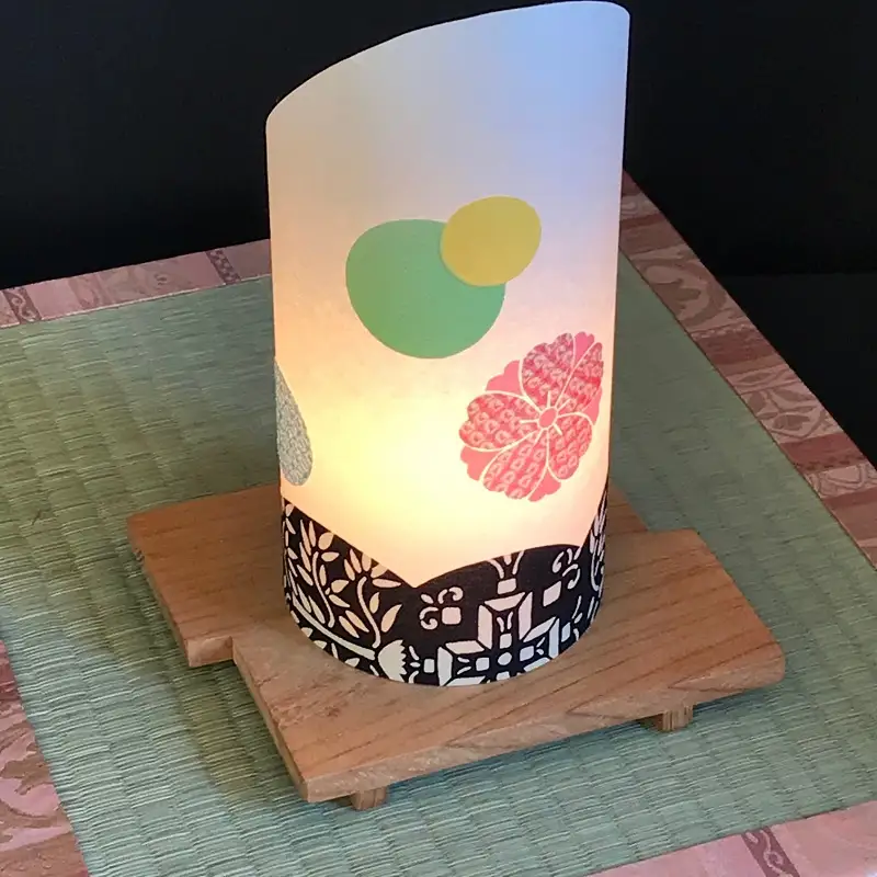 着物生地で作ったおしゃれな行灯（あんどん）  おしゃれ玉