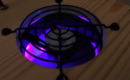 ウイルス・花粉・悪臭成分を分解する光触媒装置 電化製品 花粉対策 脱臭対策 