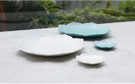 有田焼 桔梗型White×Green銘々皿・豆皿４点セット まるふく ケーキ皿 カトラリーレスト 中皿 グリーン ホワイト 緑 白 30000円 3万円 aq006