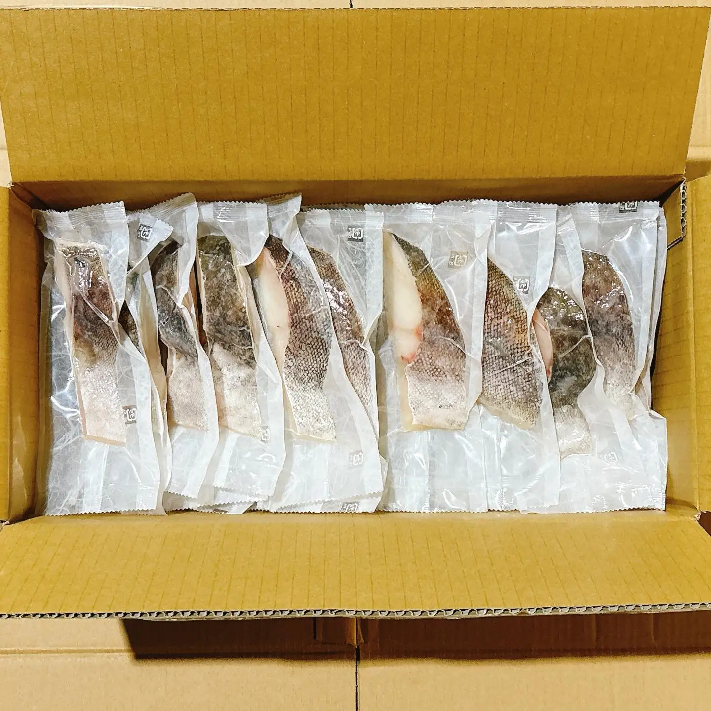 【北海道根室産】真鱈切身1切真空×30P A-09097
