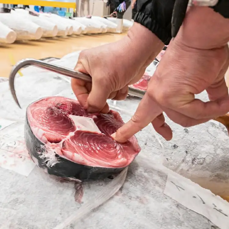 料亭の味をご自宅で、マグロの目利き名人宮川輝雄が送る 逸品のマグロ すき身セット M071-001 冷凍 マグロ