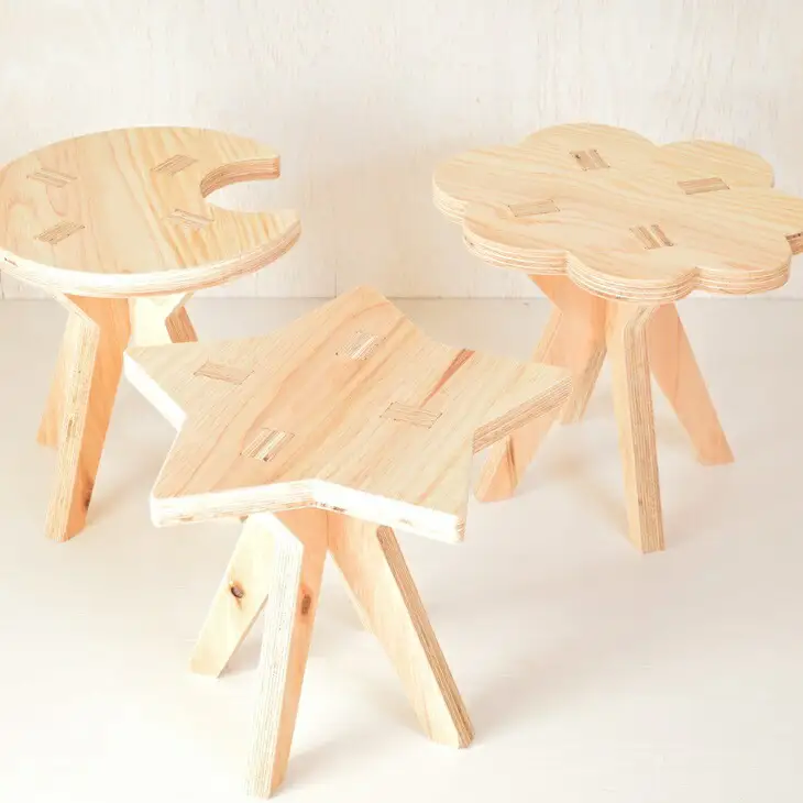 親子でイスづくりが楽しめる！ 木製イス 《ほし》 OTOMO STOOL mini 【613-2】