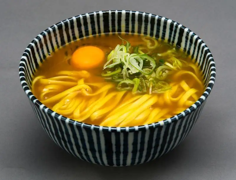 【味味香】京のカレーうどん7袋と京の和風カレーらーめん8袋のセット(即席麺) オリジナル巾着袋付（カレー/うどん/みみこう）