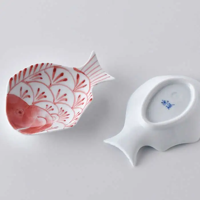 【波佐見焼】染付鯛 小皿 赤・青 2枚セット 食器 皿 【洸琳窯】 [GE44] 波佐見焼