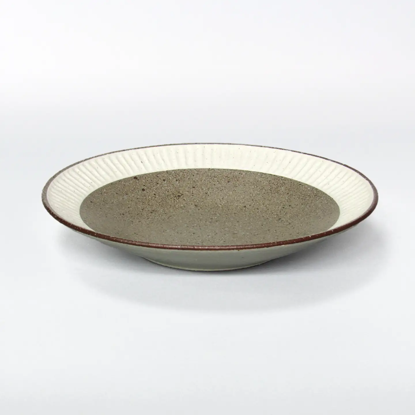 【美濃焼】＜おしゃれな食卓に＞鎬 24cm パスタ皿 塗分 3枚セット【藤山窯】[MAH063]