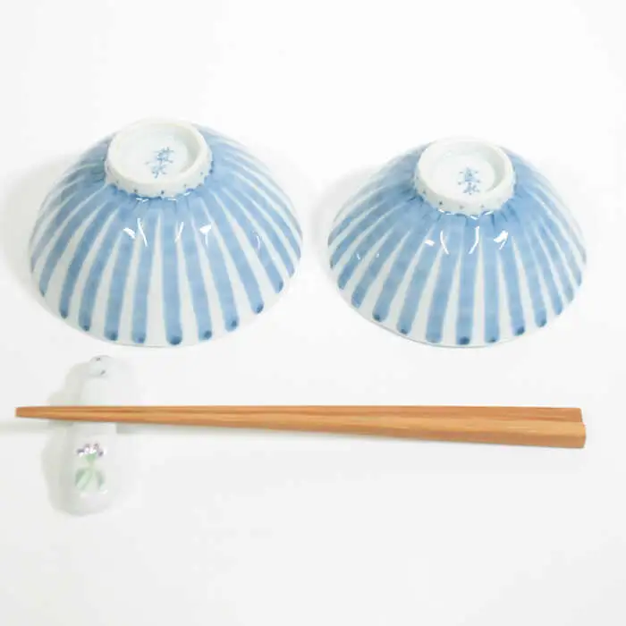 【波佐見焼】十草 三つ花 飯碗 茶碗 大小セット 食器 皿 【藍水】 [GB34]  波佐見焼