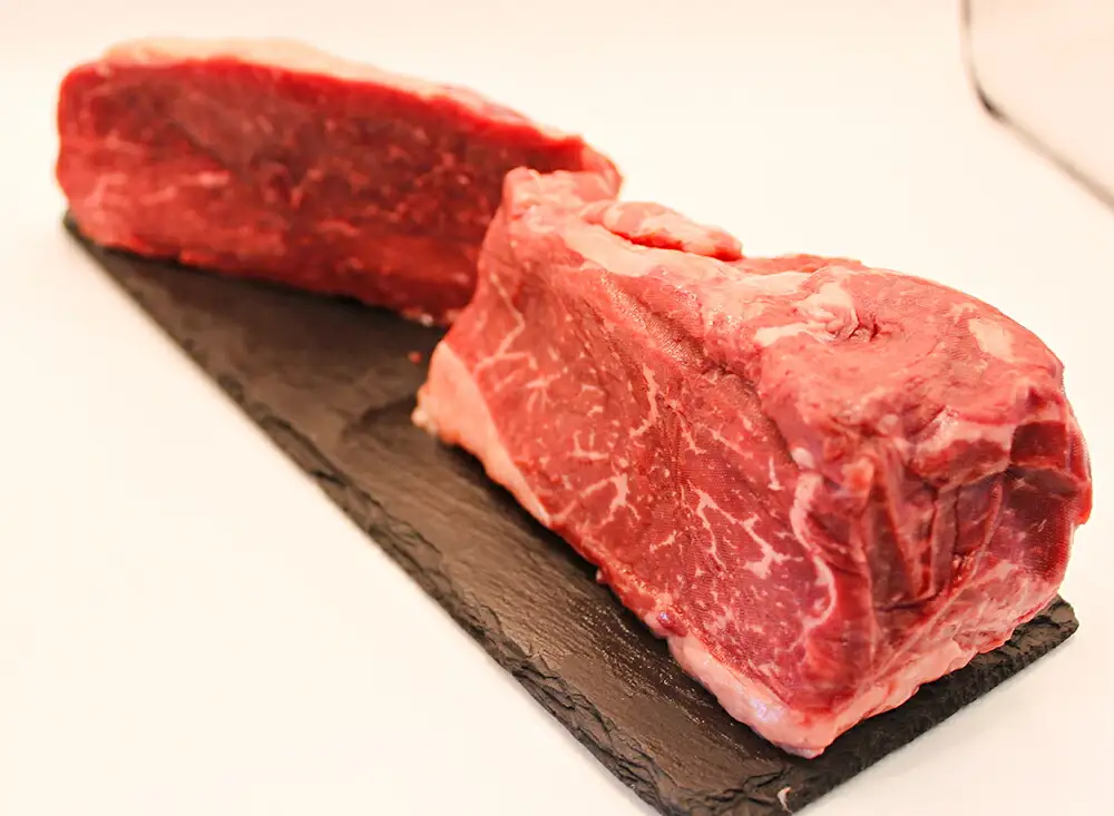 【博多和牛】もも肉 ブロック (かたまり) 300g×2コ