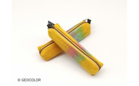八幡平GEOCOLOR ペンケース（暖色系）【どれが届くかお楽しみ】 ／ 地熱染め 筆記具 筆記用具 大人 小物入れ 筆箱 ふでばこ ポーチ 筆入れ 手絞り 手染め 染物 染め物 お土産 ご当地 人気 おすすめ 色おまかせ 小物ケース 小物入れ ジオカラー
