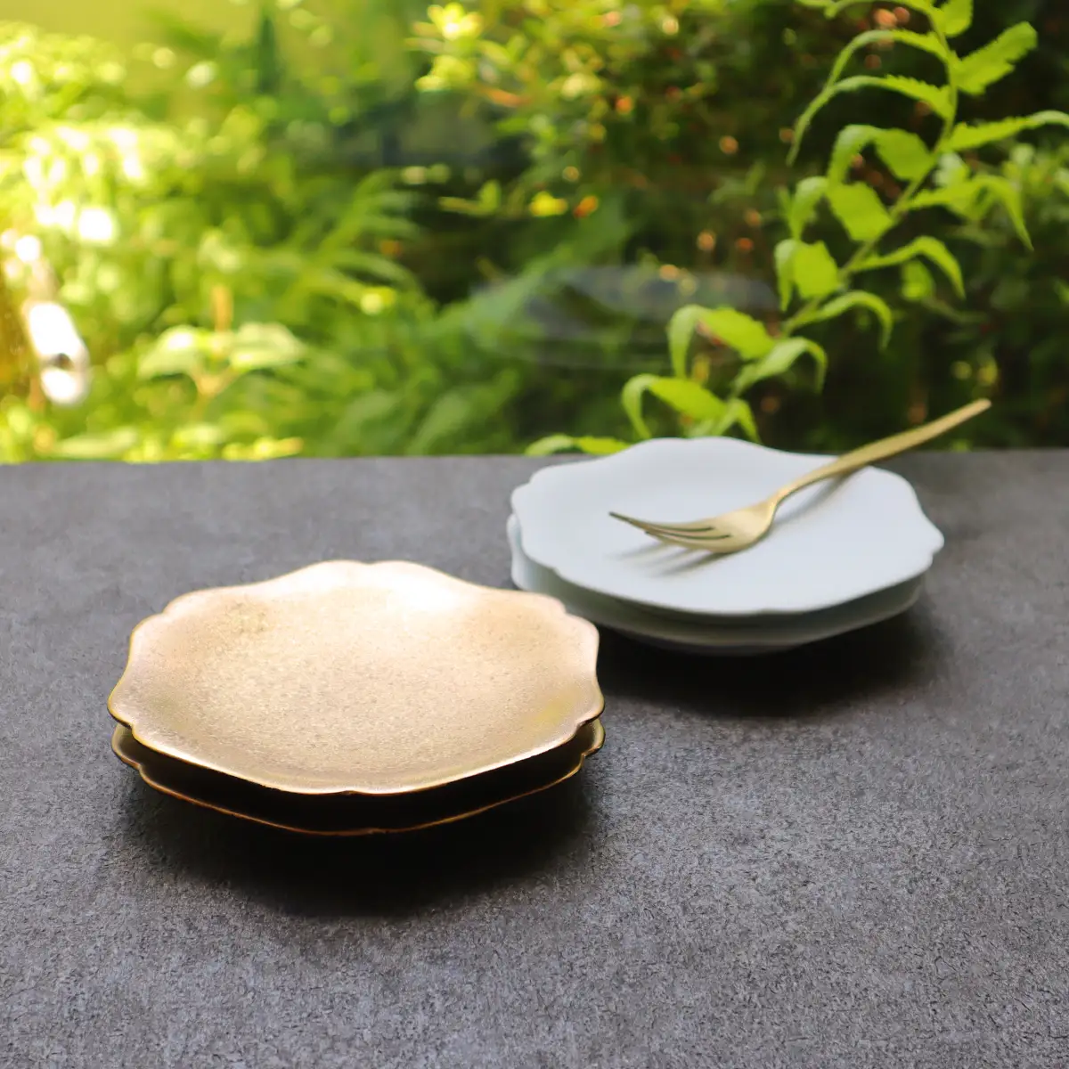 New 『まるふくオリジナル』 有田焼 yukiwa 雪輪小皿 4枚セット【まるふく】食器 器 うつわ 磁器 陶磁器 小皿 取皿 4枚 セット 雪輪 | 20000円 2万円 | aq082