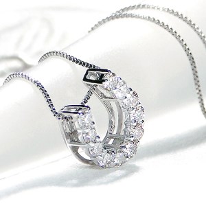 Pt ダイヤ馬蹄0.20ct　PN　325714
