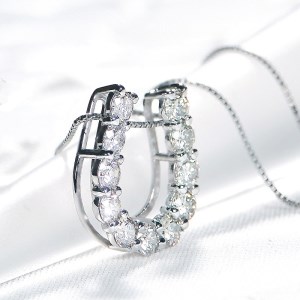 Pt ﾀﾞｲﾔ馬蹄1.00ct　PN　325722