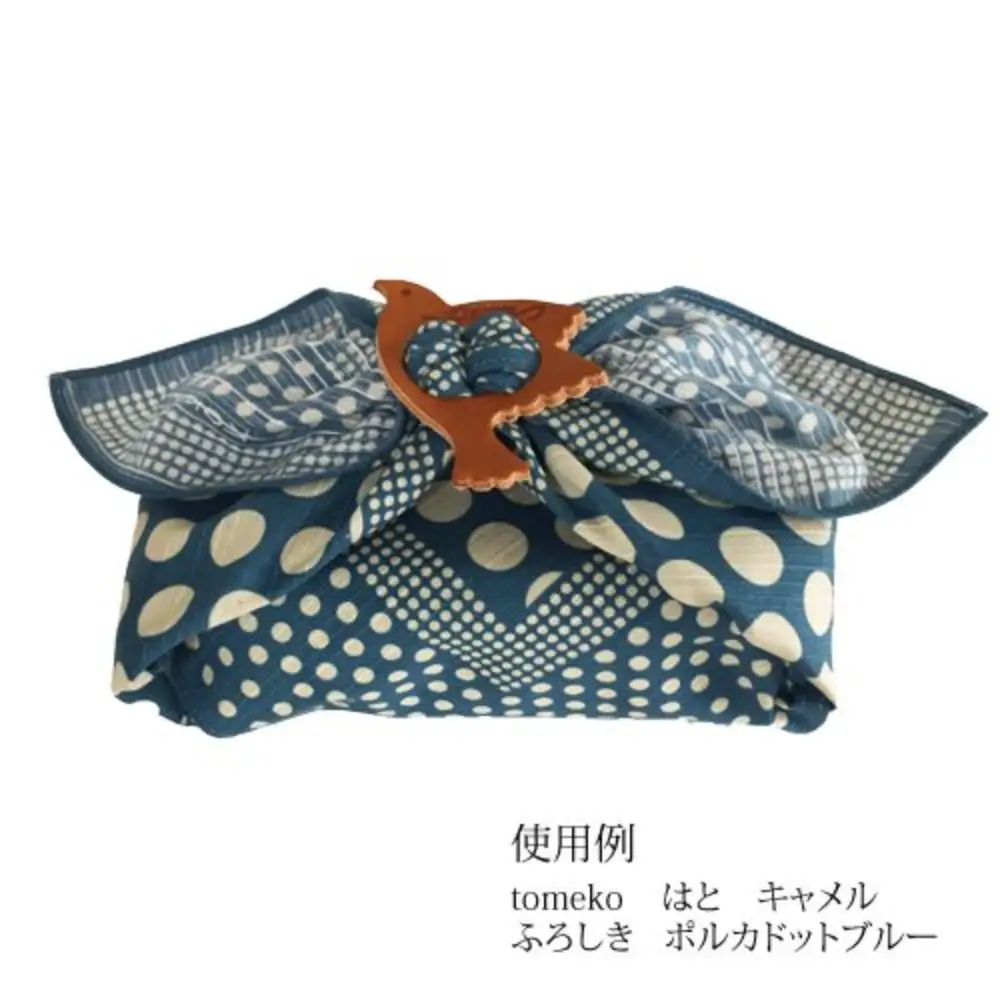 ウオーク社 お包みtomekoセットＡ（はと、 折鶴）風呂敷 ふろしき 留め具 弁当入れ 弁当包み おしゃれ 可愛い かわいい お土産 贈り物 ギフト プレゼント 送料無料 広島県 呉市 ku079-024-r
