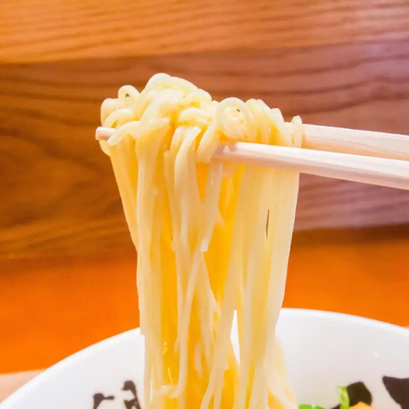 呉の海の幸 広島かきラーメン 3箱 (1箱2食入×3個) 瀬戸内海産 レモン風味 焼き牡蠣風味 塩ラーメン しおラーメン 乾麺 瀬戸内レモンパウダー付き ご当地ラーメン 広島県 呉市 ku071-007-r