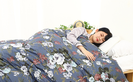 羽毛布団 掛け布団 シングル 立体キルト ネイビー花柄 羽毛布団【ダウン93% 1.2kg】