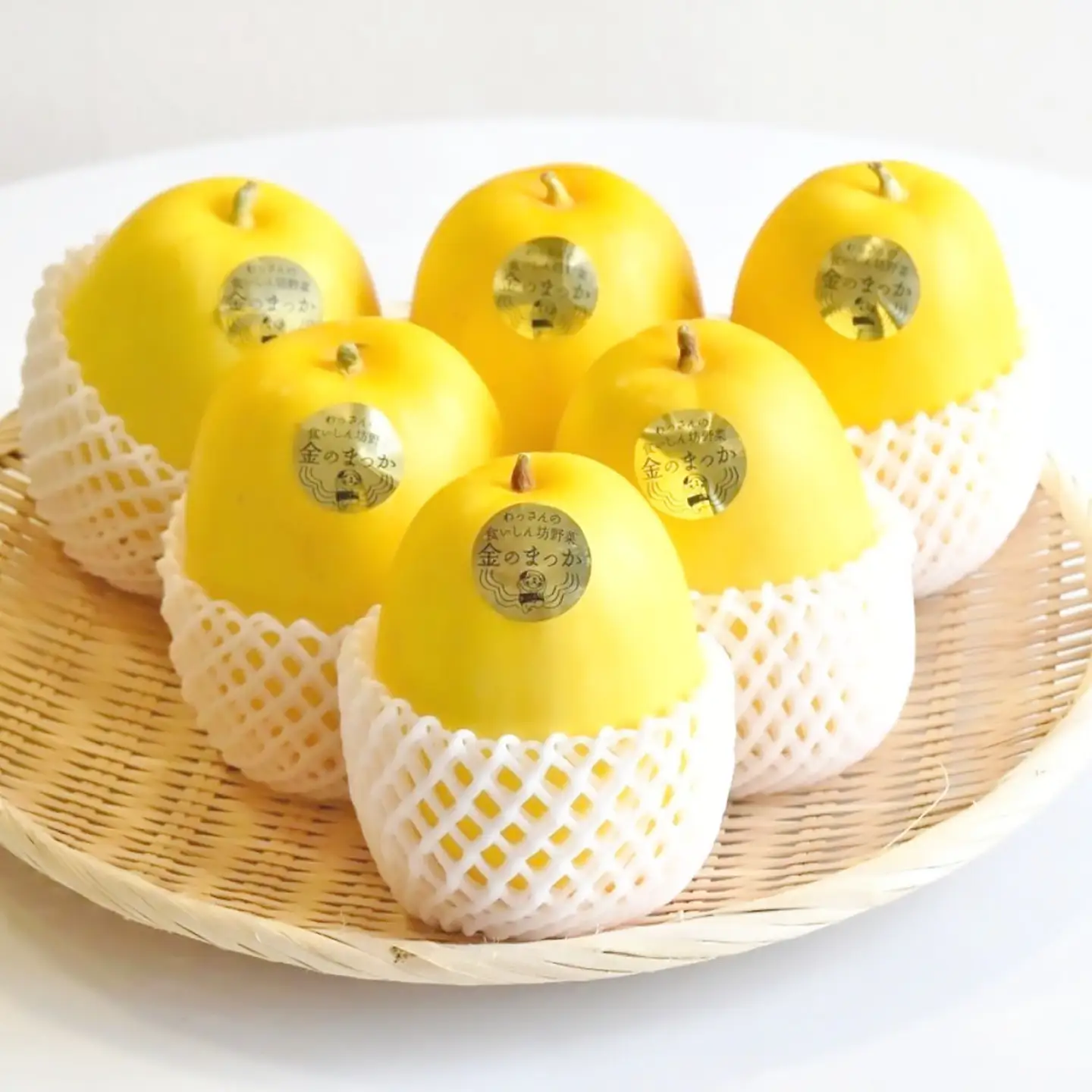 【2027年7月下旬より順次発送】旬の野菜 金のまっか便 （栽培期間中、農薬・化学肥料・動物性堆肥不使用）/ まくわうり セット 詰め合わせ 新鮮 野菜 旬 / 滋賀県 栗東市 / ワダケン リアルソイルハウス [BIBM005]
