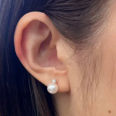 S085-308_7.5-8mm あこや真珠 スタッドピアス ピアス ホワイトピンク K18 ダイヤモンド 0.05ct 【K18WG】