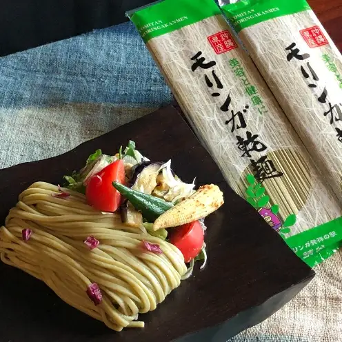 【沖縄ウスリファーム】よみたんモリンガ乾麺（160gx4袋セット）