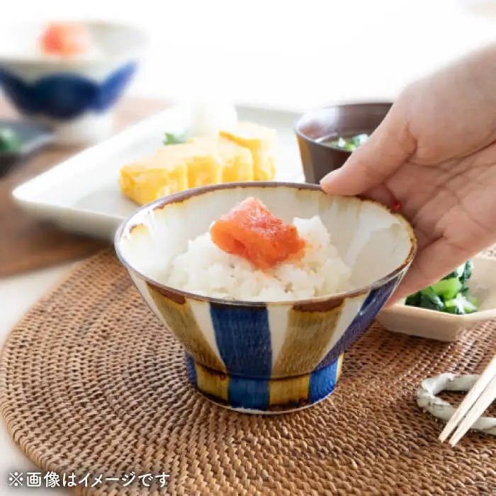 【波佐見焼】茶碗 2点セット 草花紋×十草紋 藍ブルー 【藍染窯】 ペア 和柄 くらわんか碗 [JC90]