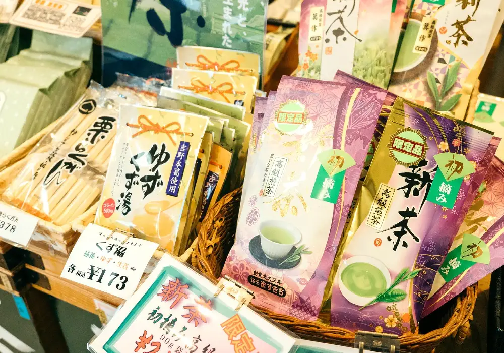 お茶 近江のお茶 鈴鹿の恵みセット 茶葉 大人気お茶 人気お茶 絶品お茶 至高お茶 国産お茶 静岡県産お茶 滋賀県お茶 お中元お茶 ギフトお茶 お歳暮お茶 贈答用お茶 飲料お茶 備蓄お茶 お茶飲料 長期保存お茶 A27 銘茶ますきち 東近江