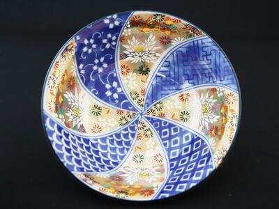 九谷焼　 4.8号小鉢揃　金花詰　a01 食器 キッチン雑貨 キッチンアイテム 雑貨 小物 お皿 小皿 食卓 テーブルコーディネート 