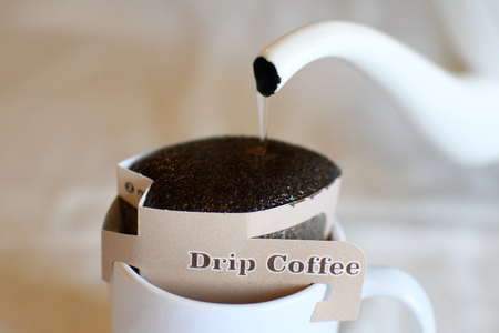 シロネコブレンド ドリップパック コーヒー 3個セット(3杯分) [自家焙煎珈琲豆シロネコ 静岡県 吉田町 22424214]