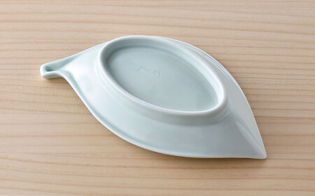【波佐見焼】青白磁 葉 皿 食器【正右衛門窯】[BG10] 波佐見焼