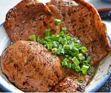 黒豚バラエティーセット1400g ハンバーグ 味噌漬け 肉まん 餃子 冷凍 総菜 弁当 生活応援