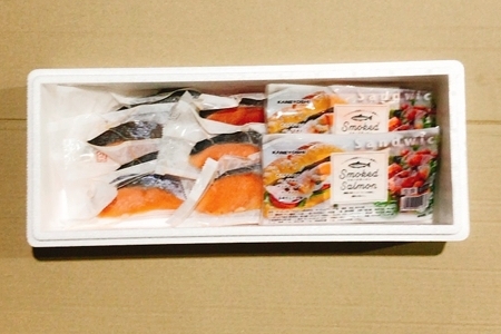 スモークサーモン2～3P(計400g)＆塩銀鮭切り身1切(約70g)×8P A-09117