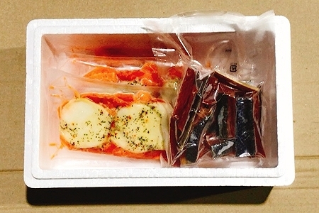 スモークサーモンカプレーゼ2～3P(計400g)＆鮭とば100g×1P A-09127