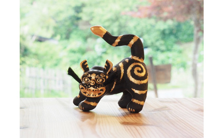 【ふるさと納税】腰高とら（こしだかとら）セット Sサイズ 金黒・黒金 伝統工芸品 張り子 干支 寅年 手づくり 縁起物 魔除け おしゃれ 置物 インテリア おもちゃ 人形 民芸品 