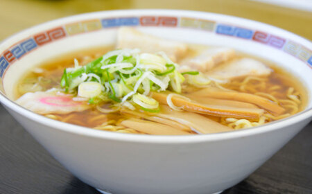 船食製麺のラーメン約120g×10玉セット 特製スープ付き らーめん 麺 製麺 油 拉麺 中華そば 横須賀【有限会社 船食製麺】 [AKAL016] 6000円 6千円