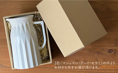 【美濃焼】 ピッチャー型フラワーベース　＜モノトーンマットカラー＞ 3色から選べる【金新製陶所】雑貨 花瓶 インテリア 一輪挿し 花器 花入れ フラワーベース 陶器  かわいい おしゃれ くすみ モノトーン 選べるカラー 選べる 白 ホワイト グレー ブラウン マット プレゼント ギフト 新生活 新居 新築 送料無料[MDG025]