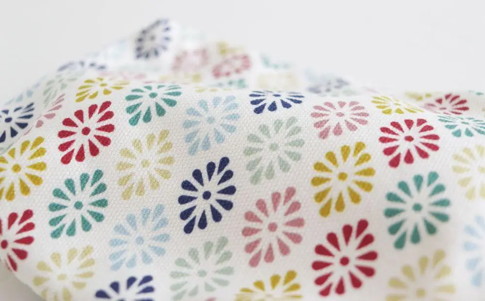 【AYANOKOJI】TAWARA型がま口コスメポーチ 中サイズ(京都菊菱 白)| がま口専門店 雑貨 人気ブランド