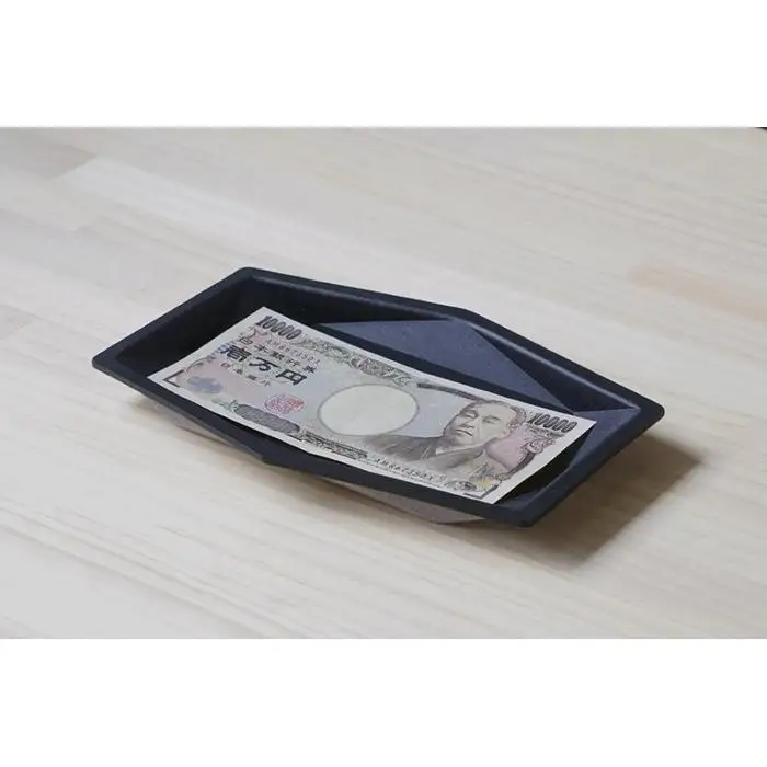 colm多角形レザートレイLサイズ　オリーブ　独自立体成型製法　