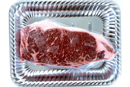 【くまもとあか牛】熊本県産 褐毛和牛 サーロインステーキ 200g くまもとあか牛 サーロイン ステーキ 牛 肉 牛肉 ステーキ 国産 ステーキ肉 贈答用 ギフト さくらや食品 熊本 阿蘇 南小国 南小国町 送料無料
