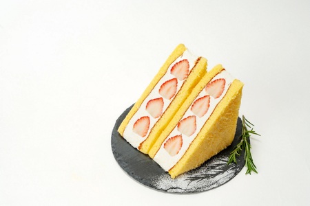 カステラフルーツケーキサンド（いちご）５個セット【冷凍発送】（029_5004）