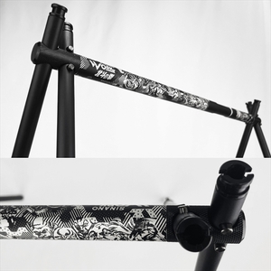 【北斗の拳　40周年記念　コラボ商品】　SNIPEHANGER SOLO　雑魚【キャンプギア ハンガーラック アウトドア スポーツ 北斗の拳 40周年記念 長野県 佐久市 】
