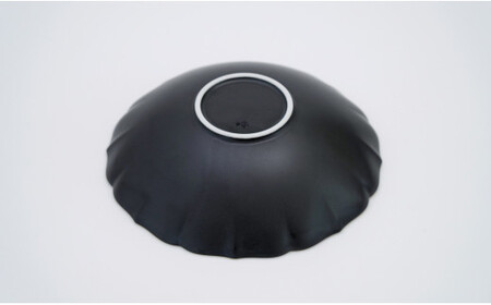 有田焼 黒マット 渕金彩 19cm 桔梗渕 ペアボウル【福珠窯】和食器 器 うつわ 鉢 ボウル 2枚 ペア セット サラダ シチュー シンプル マット ブラック ゴールド 黒 金 A55-127