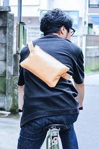 【minca】 全4色 栃木レザーのボディバッグ /ブラック【小物 ファッション 人気 おすすめ 】