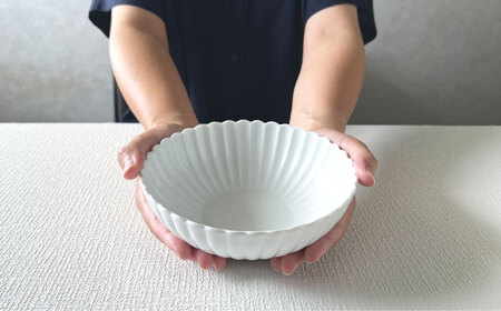 [TW]【美濃焼】菊型 皿＆鉢ペアセット　ホワイト【大東亜窯業】食器 皿 プレート ボウル 鉢 サラダボウル サラダ ホワイト 白 シンプル マット [MAG078]