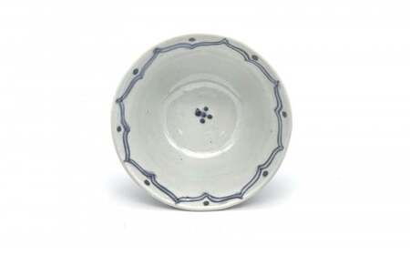 有田焼 工房禅 横田翔太郎 染付八方花紋 高台鉢 初期伊万里 24to3 西富陶磁器 うつわ 器 茶碗 小鉢 デザートカップ A18-201