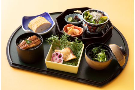 呉阪急ホテル コンセプトルーム「大和」1泊 朝食・夕食付プラン (2名様ご利用) ホテル 宿泊 洋室ツイン ツインルーム 宿泊券 宿 ペア宿泊券 1泊2食 旅行 チケット 国内旅行 広島県 呉市 ku148-002-r