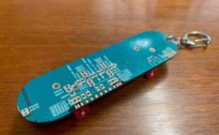 kibanスケボーキーホルダー（ノーマルサイズ） スケートボード ミニチュア 基板 パソコン PC 