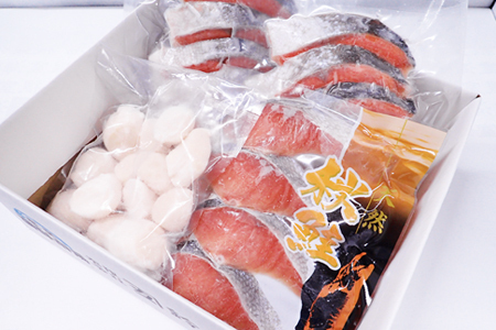 紅鮭10切・秋鮭4切、天然ほたて貝柱200g A-11084
