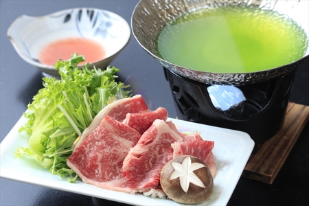 ＜スタンダードプラン＞1泊2食 足柄牛しゃぶしゃぶと地酒利酒のこだわり会席 ペア宿泊券 中川温泉 かくれ湯の里 信玄館 【平日・日曜限定】飲泉も可能なPH10のアルカリ温泉を、深夜もご利用できる3つの貸切風呂で堪能しませんか