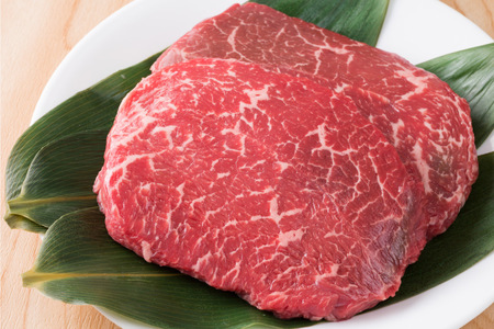 牛肉 【A4～A5】 博多和牛 モモステーキ 1.5kg（100g×15P）[MEAT PLUS 福岡県 筑紫野市 21761011]