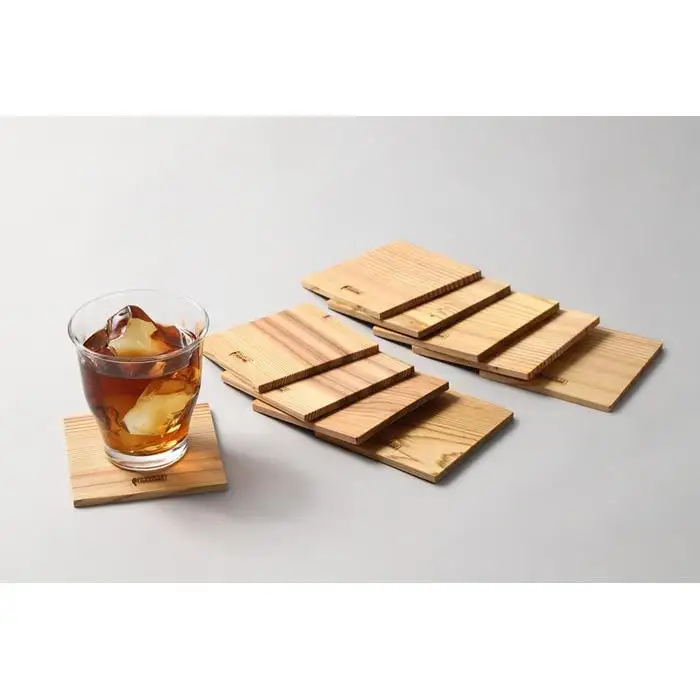 樹齢350年を超える箱根の杉を再生利用したコースター5枚セット［工芸品工芸品］