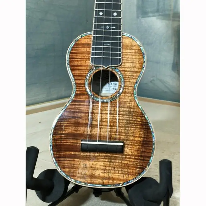 【ウクレレ】S.Tsuji　Ukulele　soprano《南砺の逸品》