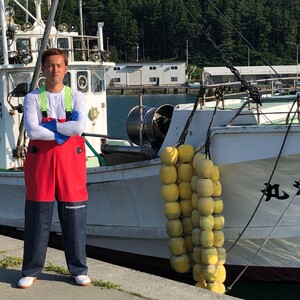【2026年11月～12月発送】活アワビ 約500g (4個前後) ※アワビヘラ＆軍手付き※【期間限定】【35】｜冷蔵 三陸 岩手県 大槌町 あわび 人気 鮑 刺身 いわて iwate 2026 初栄丸
