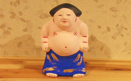 M-AC8.【長谷寺詣で人気の土産品】出雲人形　力士（化粧まわしの色 青）
